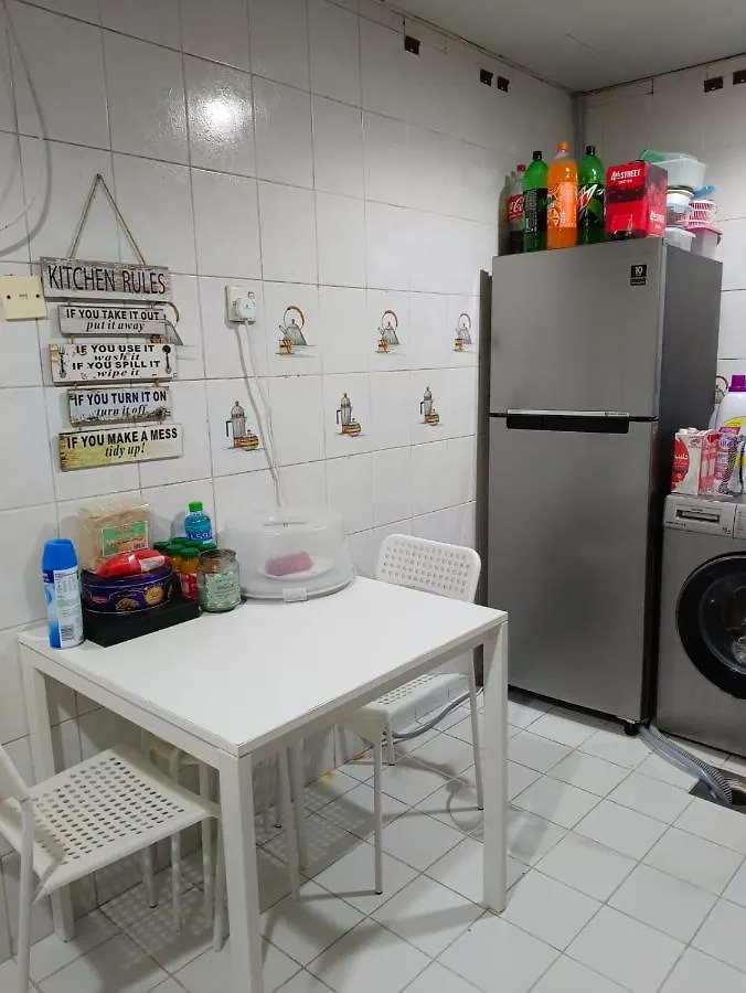 Affordable Transient - Not A Hotel - Sharing Kitchen And Washrooms Abu Dhabi 0*,