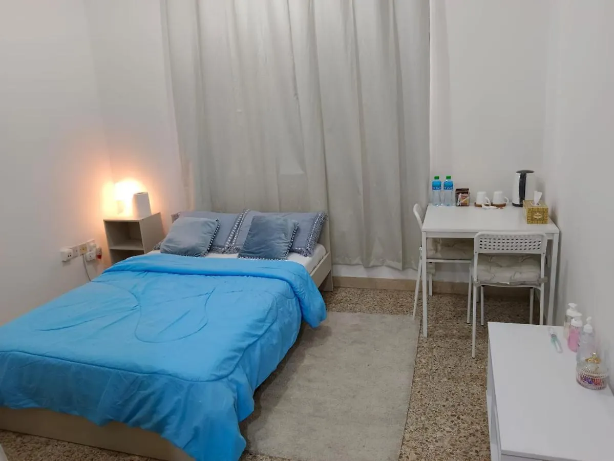 Affordable Transient - Not A Hotel - Sharing Kitchen And Washrooms Abu Dhabi