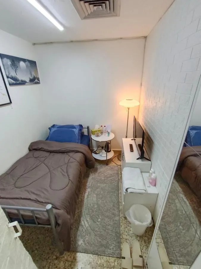 Affordable Transient - Not A Hotel - Sharing Kitchen And Washrooms Abu Dhabi